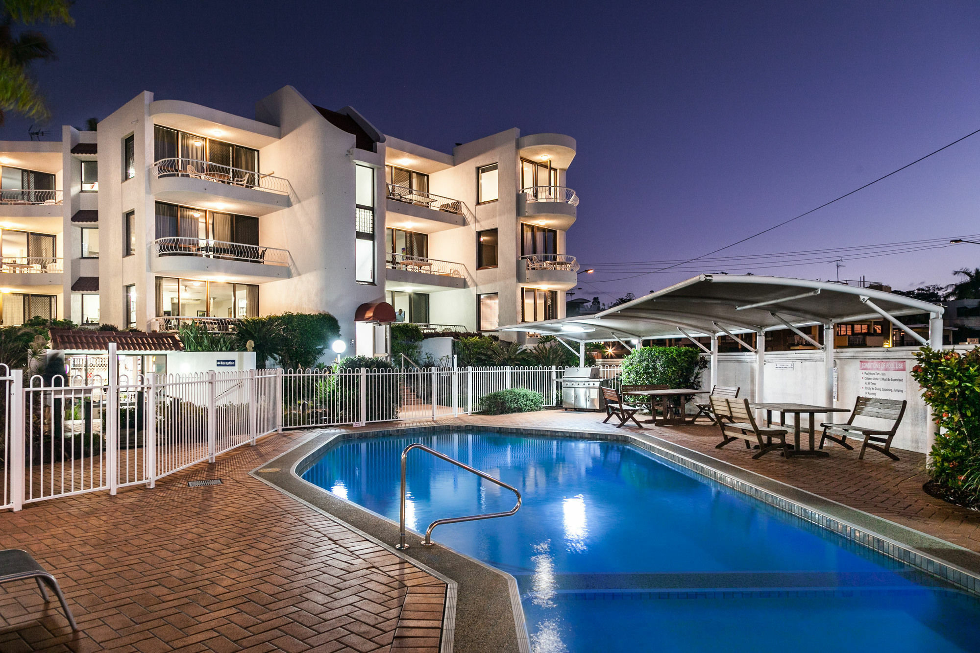 Alexandria Apartments Alexandra Headland Exterior foto